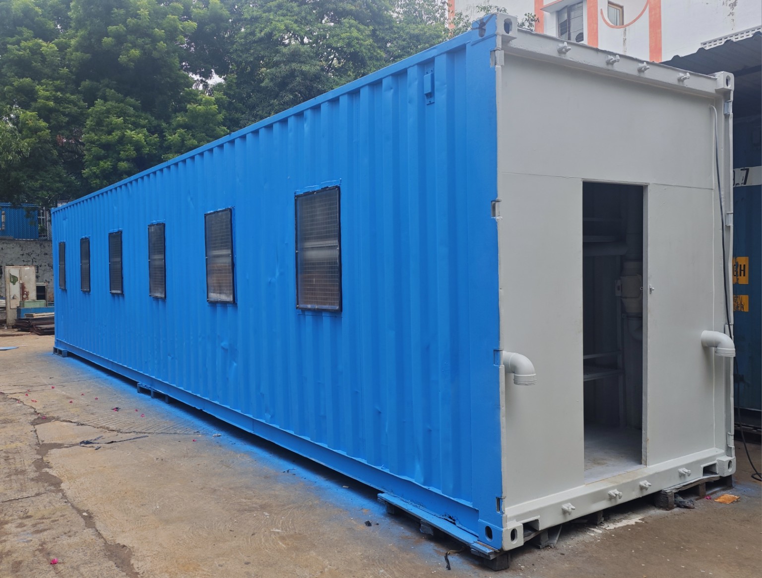 Heyaansh Comfort Cabin with sealed side windows for dusty industrial environments